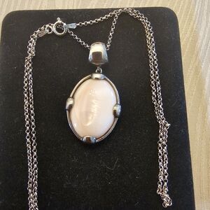 Italian Sterling Silver 18" Necklace w/Pink Mother of Pearl Pendant